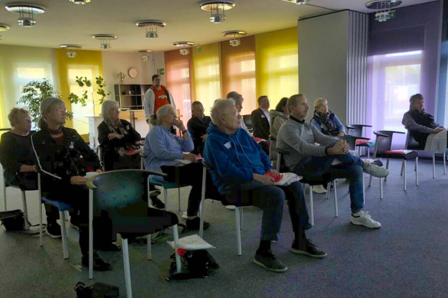 Zuhörer bei Vortrag